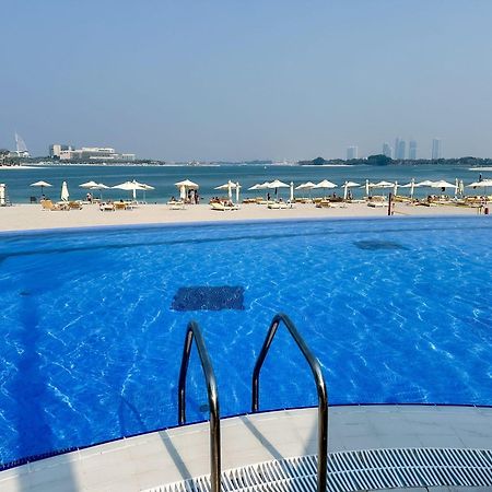 Modern Beachfront 1Br Apartment - Tiara Residence ดูไบ ภายนอก รูปภาพ